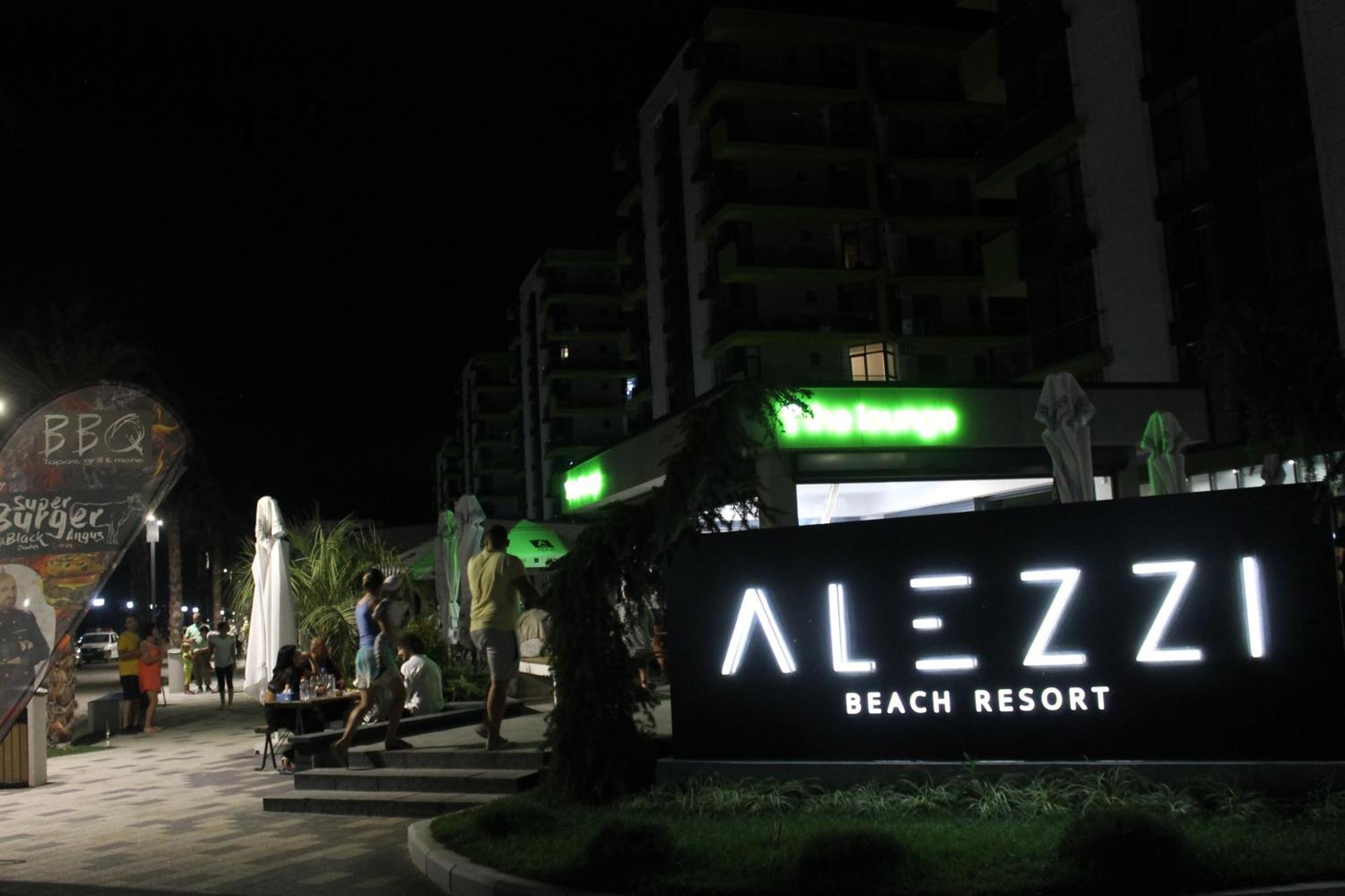 On Beach-Mamaia Residence Năvodari Exterior foto