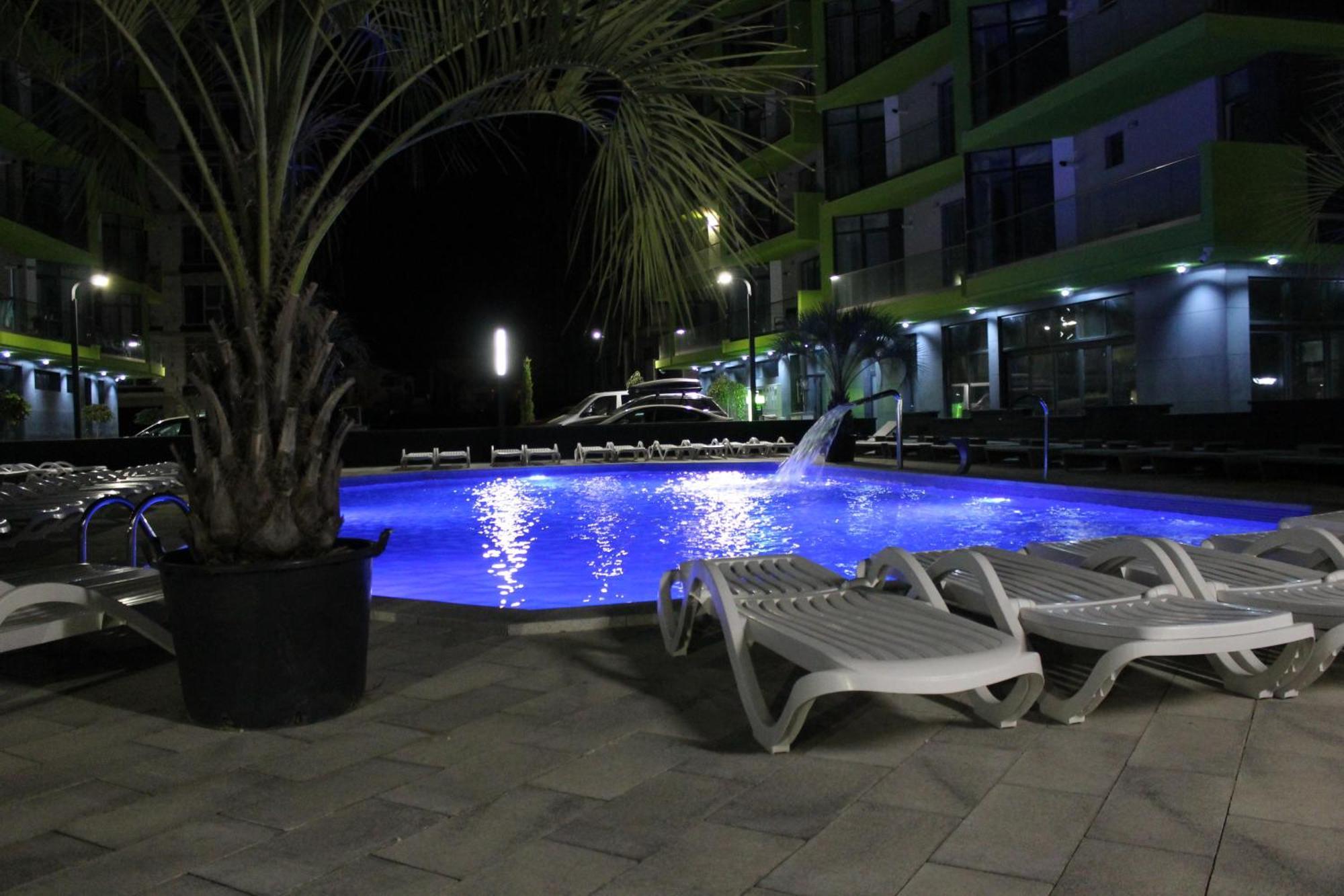 On Beach-Mamaia Residence Năvodari Exterior foto