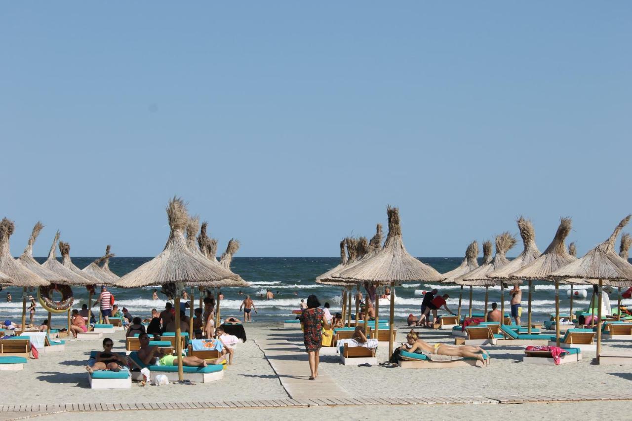 On Beach-Mamaia Residence Năvodari Exterior foto